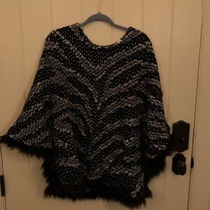 WORN ONCE Alfred Dunner shirt fits like a shawl